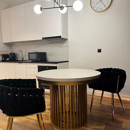 Towarowa Towers Luxe Heights 23 Pietro Apartamento *