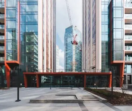 아파트 Towarowa Towers Luxe Heights 23 Pietro