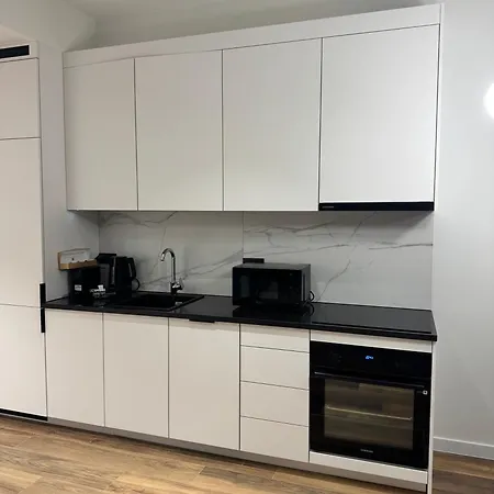 Towarowa Towers Luxe Heights 23 Pietro *